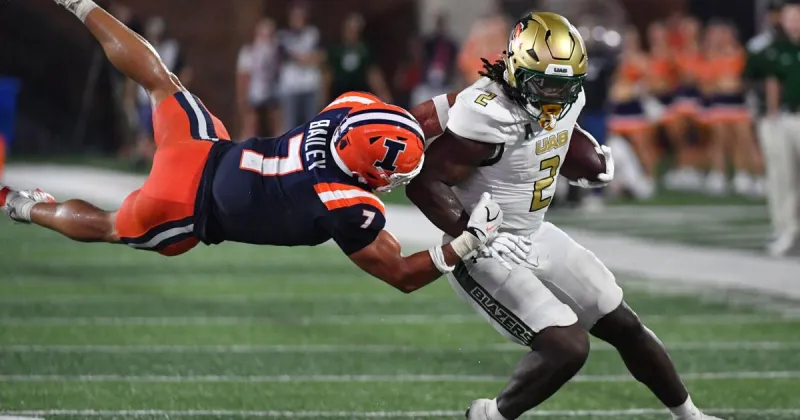 Illinois football uses big plays to beat UAB in season opener