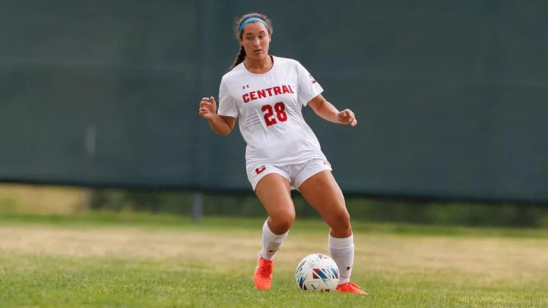 Dutch offense erupts in women's soccer win