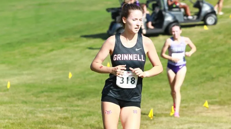 Roth and Co. lift Pioneer women's cross country team to success in season opener