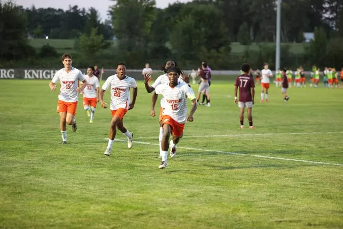 Mmunga and Kelgbeh Each Score in a 2-2 Battle With No. 9 Augsburg