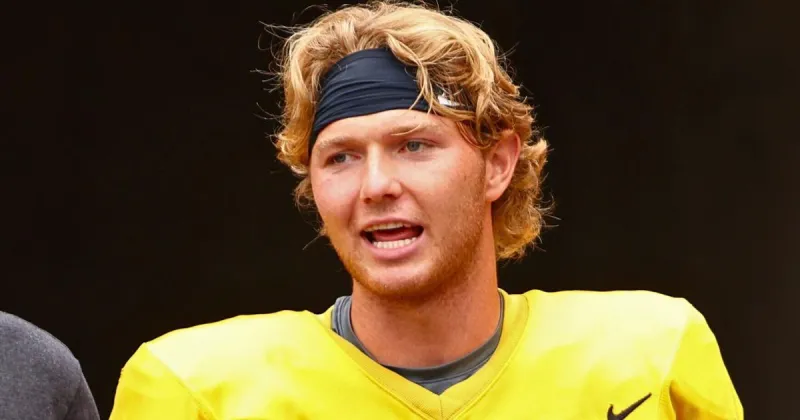Iowa vs. Northern Illinois Live Updates: Hank Brown to get first snaps at QB for Iowa