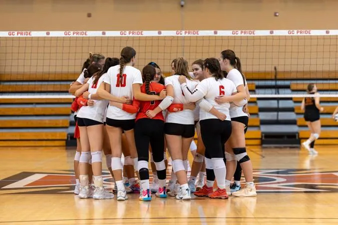 Grinnell drops pair of matches to finish own tournament
