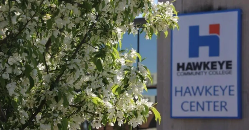 Hawkeye Community College announces Cedar Valley summer graduates