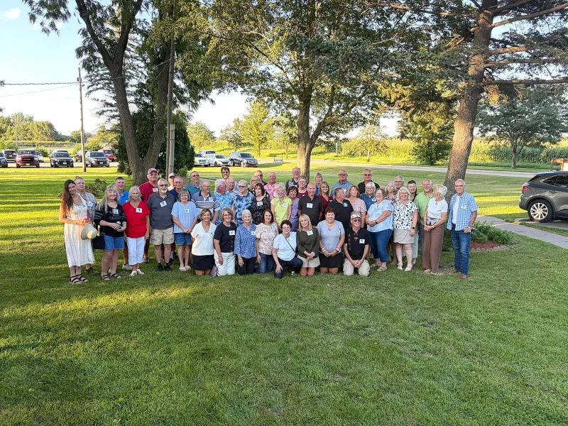North Scott Class of '76 holds reunion