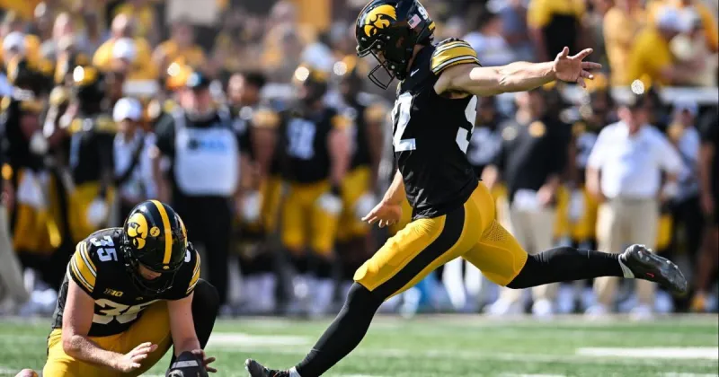 Bettendorf's Caden Buhr reflects on first start as a Hawkeye