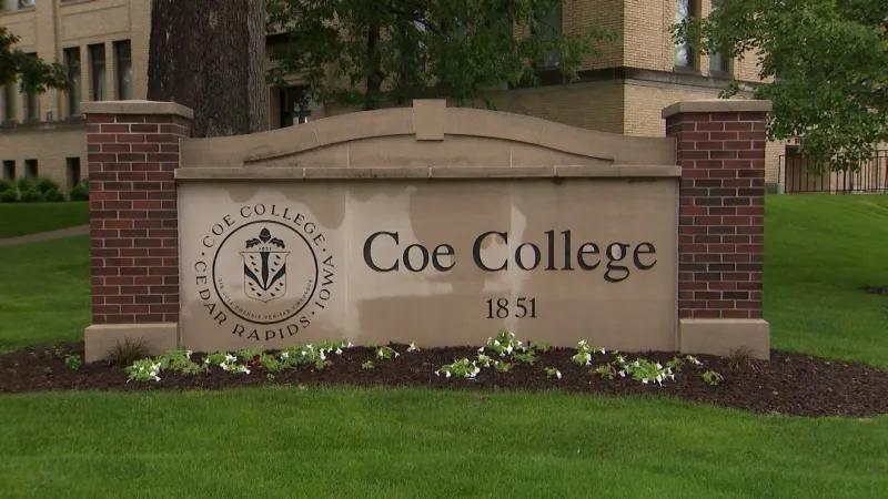 Coe College to cut tuition 45% under new Clearly Coe initiative