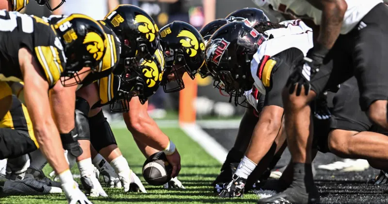 Life after the 'Gronowski plowski': How will Iowa handle goal-to-go after early struggles?