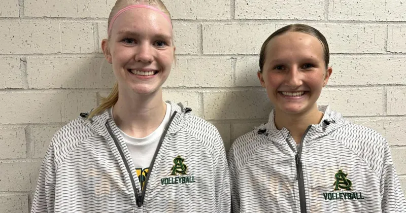St. Albert holds off upstart Fremont-Mills in three-set sweep