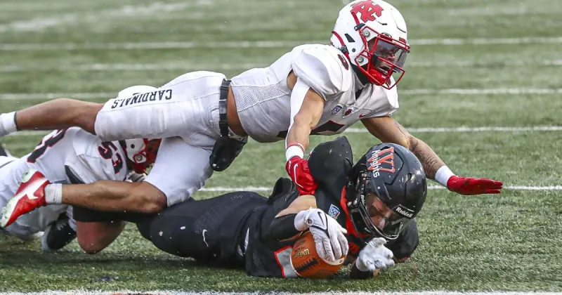 COLLEGE FOOTBALL: No. 9 Wartburg set for showdown with No. 1 North Central
