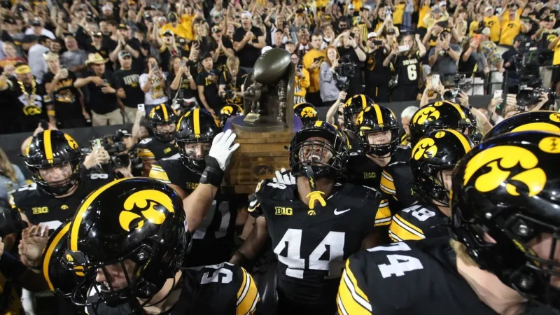 I on the Hawks podcast: Iowa wins Cy-Hawk battle with late field goal