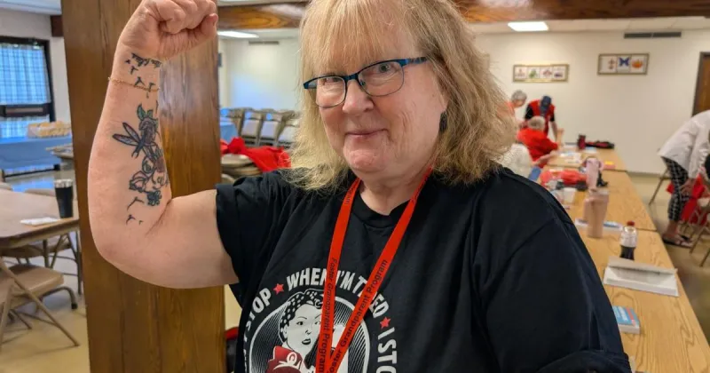 Rosie the Riveter inspires Foster Grandparent Program