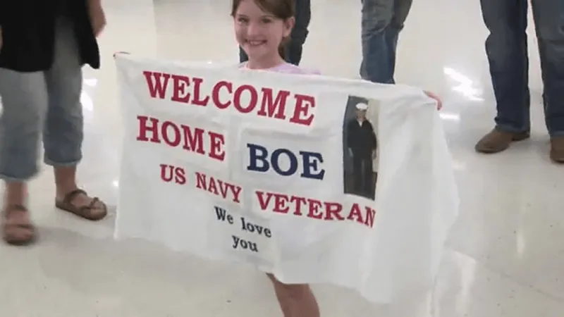 Community welcomes home veterans after 60th Eastern Iowa Honor Flight