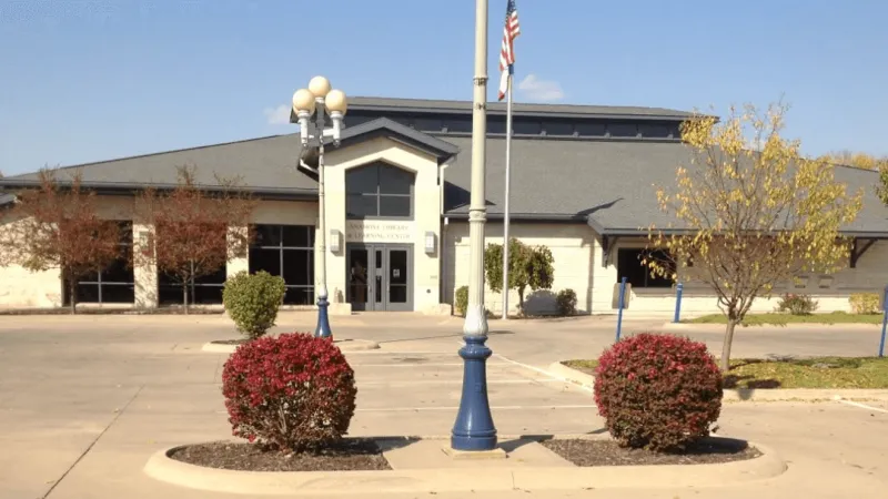 Anamosa library receives book collection highlighting different paths to parenthood