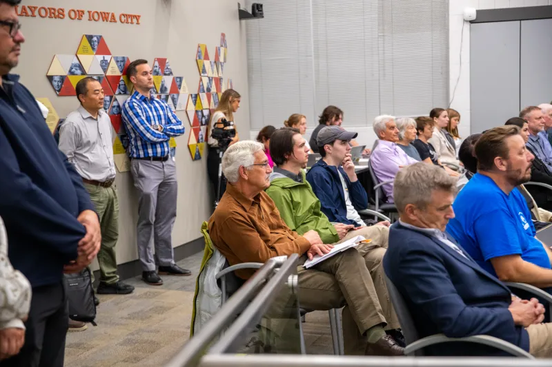 IC City Council passes resolution for police department staff additions