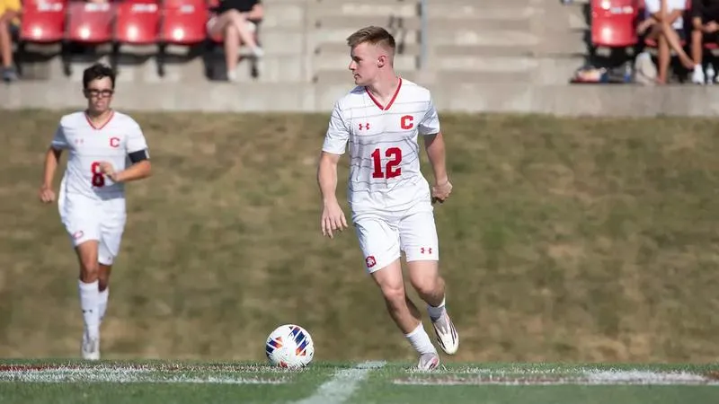 Grinnell handles Central men's soccer team