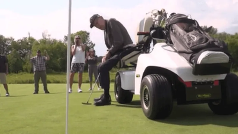Disabled veterans golf clinic underway in Iowa City area