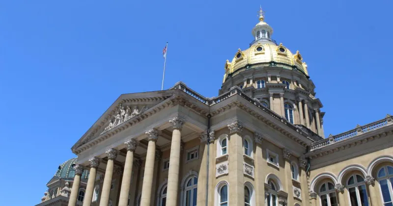 Campaign Almanac: GOP talks constitutional amendment, gubernatorial endorsements roll in