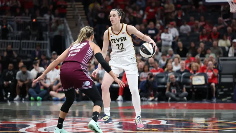 Clark leads Indiana against Toronto after 34-point showing