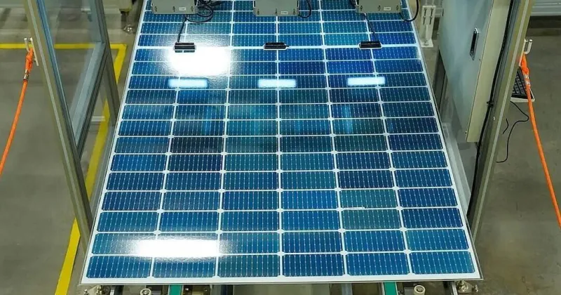 How one factory is surviving America's solar policy whiplash