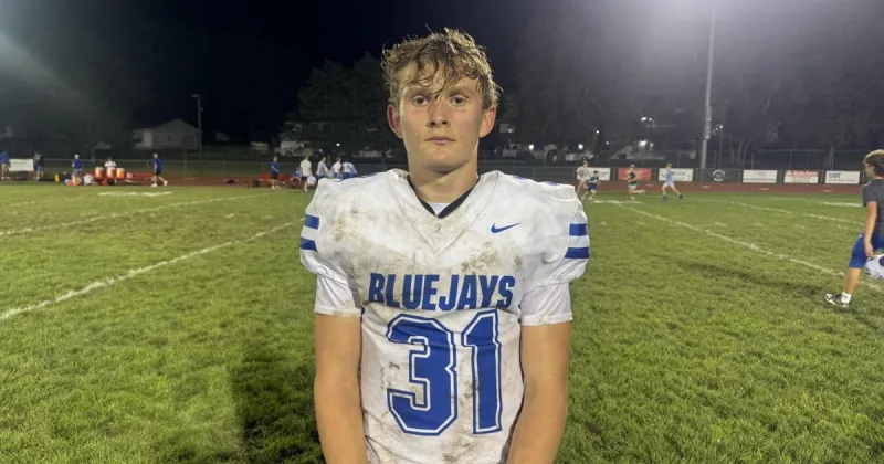 Top-ranked Ashland-Greenwood staves off Auburn in state-rated battle