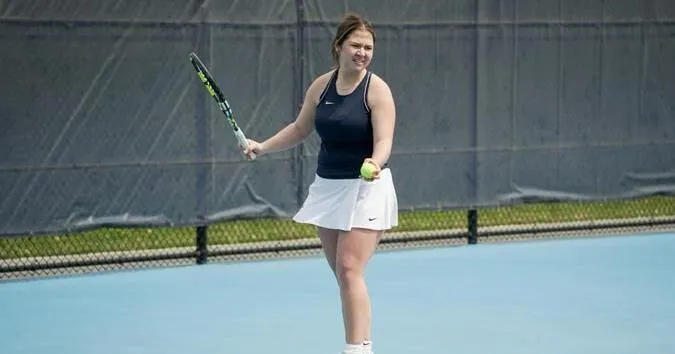 Women's tennis edges Carroll 4-3 on the road