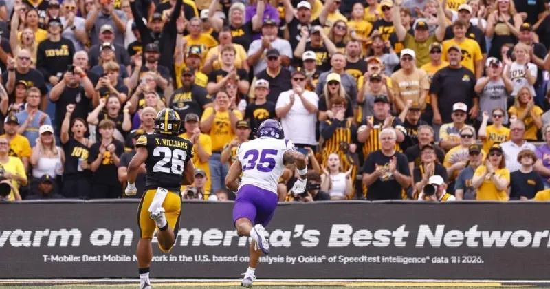 Which plays defined Iowa's dominant afternoon in blowout of UNI