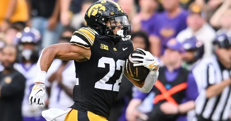 How did Braeden Jackson end up as a walk-on at Iowa?