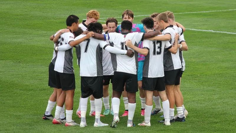 GC men's soccer team rallies past Knox to stay perfect on the season
