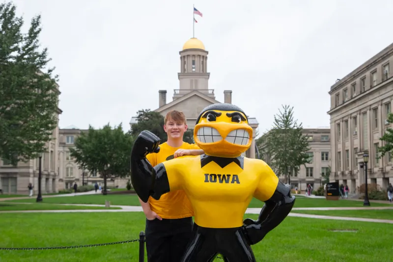 Game-day commercial pushes for student relatability