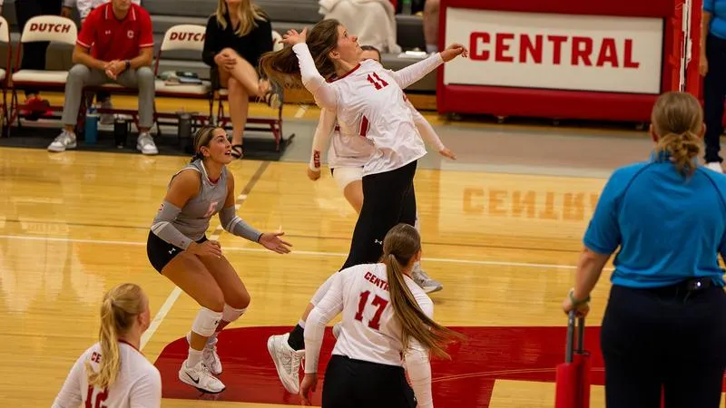 Central blasts Monmouth volleyball team