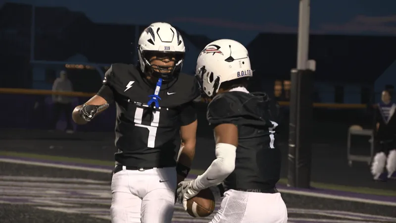Iowa City Liberty keeps the Principal's Bell defeating Iowa City West, 51-17