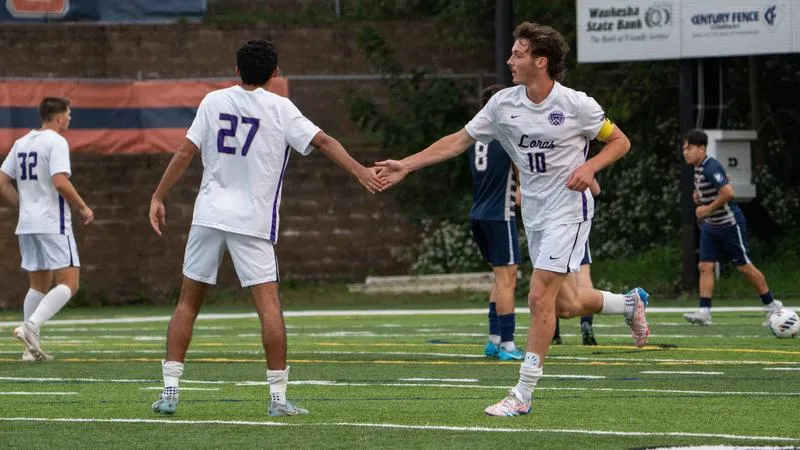 Duhawks Down Beloit, 5-1