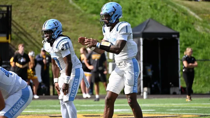 Peacock football suffers third consecutive close loss on Saturday at Lincoln