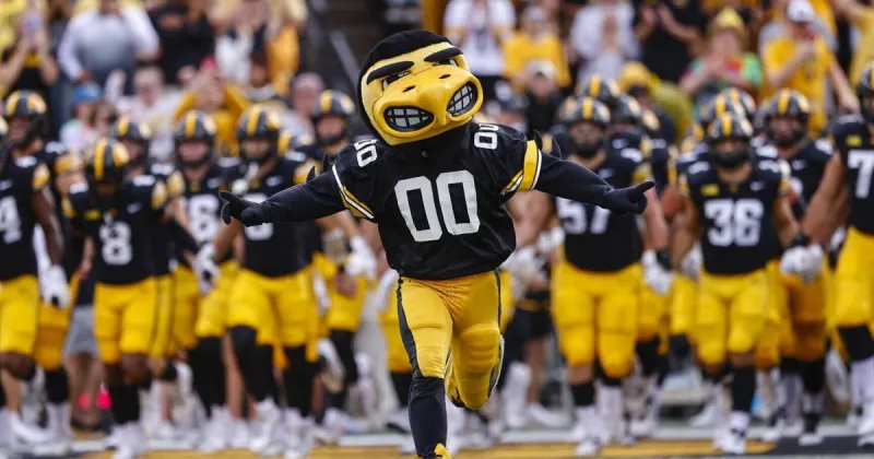 ESPN College Gameday is headed to Iowa City