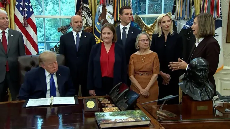 Reynolds, Trump praise Mesabi steel plant plan for Lee County, promising thousands of jobs