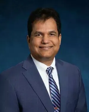 County administrator thanks staff at ten years
