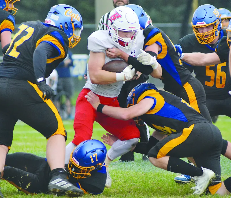 Lynx grind out 21-7 victory over Wildcats