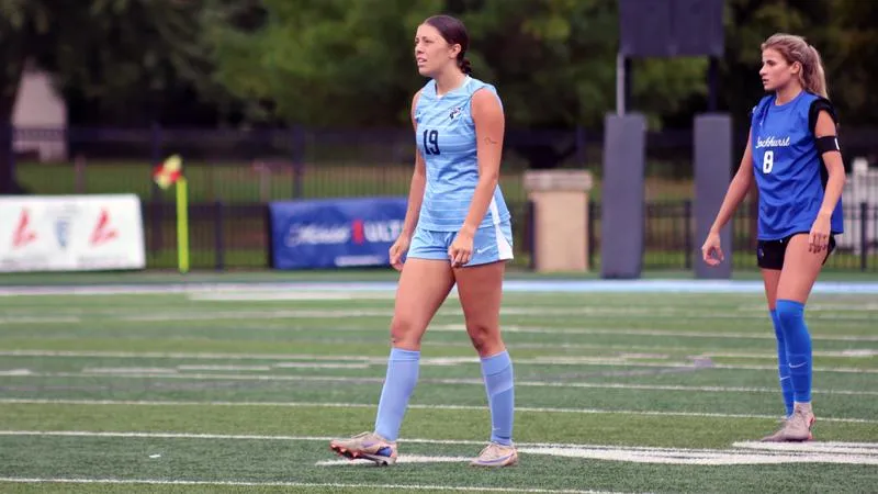Upper Iowa women's soccer drops road match to Prairie Stars