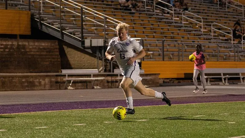 Men's Soccer Comes up Short at UW-Whitewater