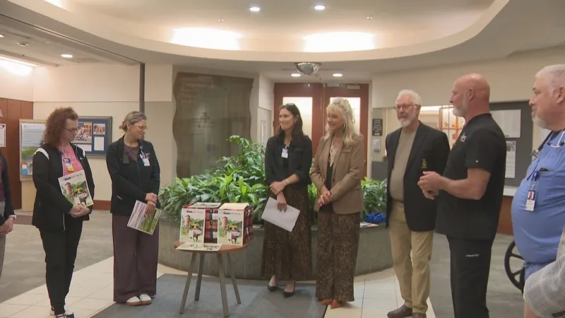Couple donates books to St. Luke's pediatric patients in Cedar Rapids