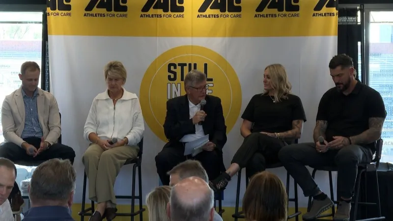 Iowa football Hall of Famer Robert Gallery spotlights athletes' mental health