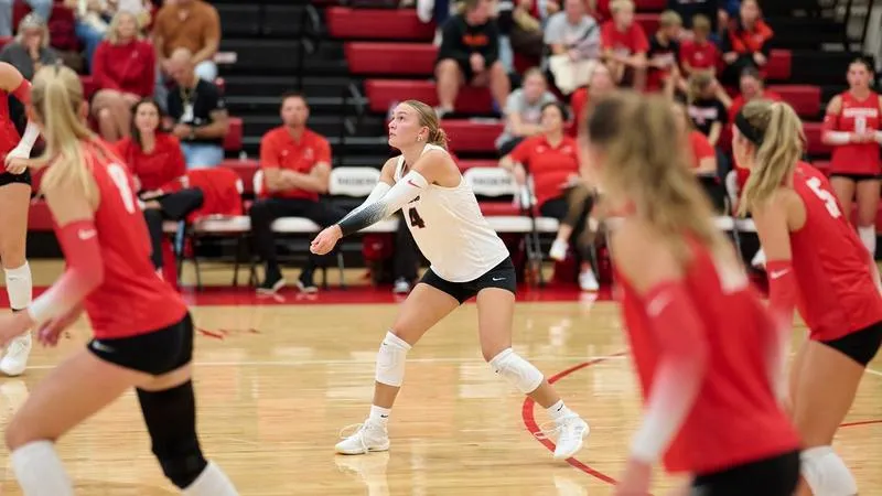 Northwestern Sweeps Hastings in Road Match