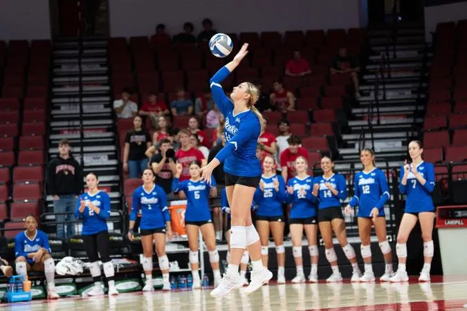 Bulldogs Secure Road Win at Illinois State in Five Sets