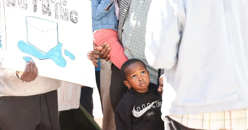 Family rallies in Davenport to urge release of mother detained by ICE