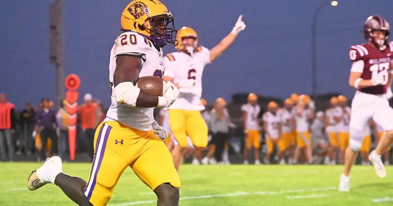 High school football: No. 2 CL/G-LR remains unbeaten, tops Western Christian