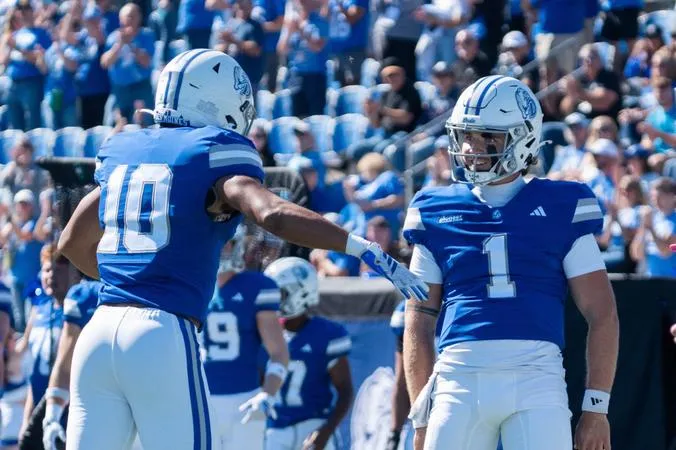 Drake Takes Down Dayton 30-22 For Second Consecutive Win