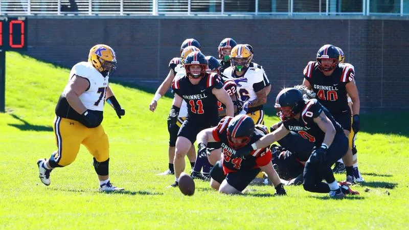 Grinnell football team off to 3-2 start for first time in 15 years