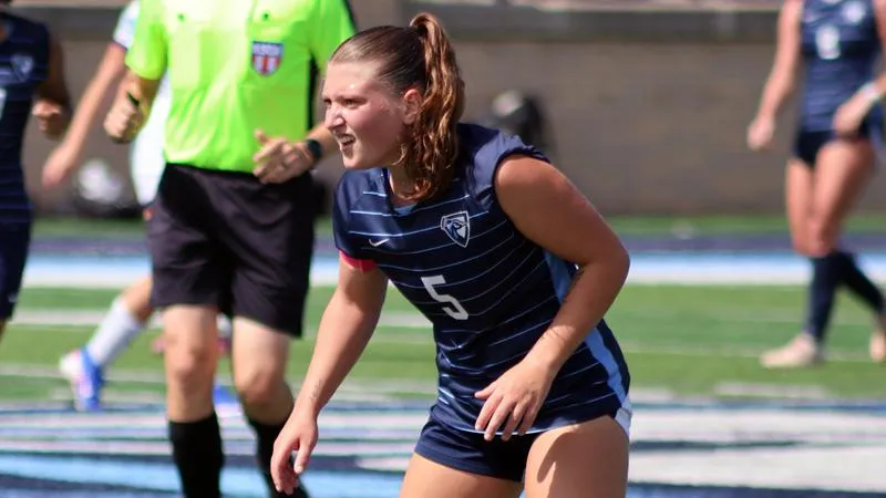 Peacock women's soccer succumbs to the Bearcats on Saturday