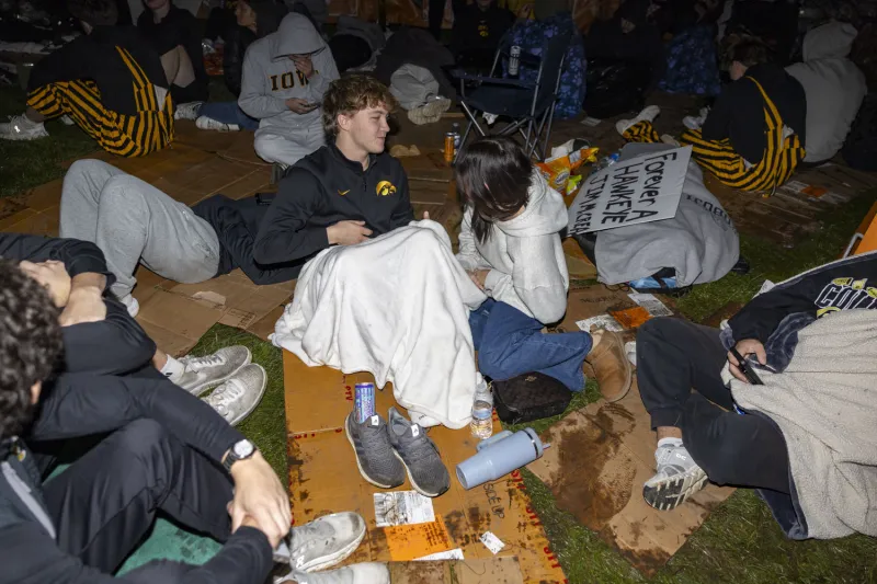 DITV: Fans Arrive at Absurd Times for College Game Day
