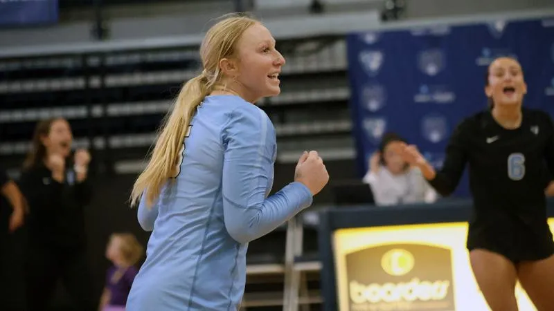Rowley and Moses shine in UIU's four-set win over Clarke